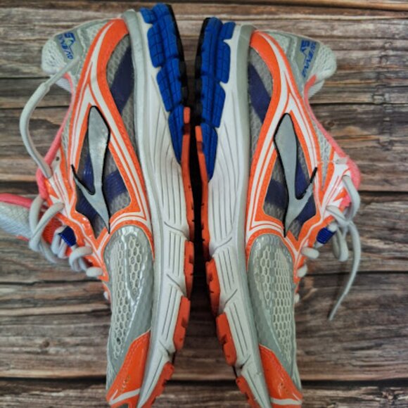 Brooks Ravenna 5 Running Shoes Orange blue and silver womens size 8 - Picture 6 of 9